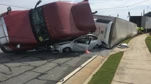 tractor trailer accident lawyer
